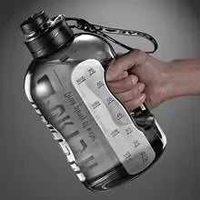 Isolierte Wasserflasche 2,7L/1,7L mit Strohhalm - XXL Trinkflasche für Sport