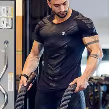 Herren Sport T-Shirt Kurzarm - Atmungsaktives Training Shirt mit Quick-Dry Technologie