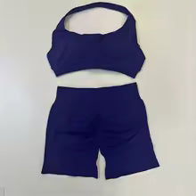 Premium Nahtloses Yoga Set - Sport-BH mit Halter & Scrunch Shorts